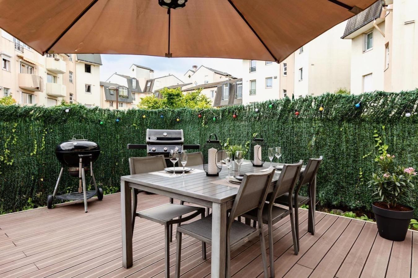 Charmant Refuge Avec Jardin, A 6 Minutes A Pied Du Metro Creteil L Echat-Lovely Retreat With Garden, Located A 6-Minute Walk From Creteil L Echat Metro Station エクステリア 写真